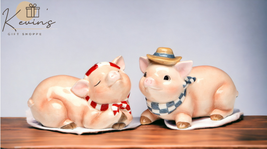 Ceramic Cowboy Pigs Salt & Pepper Shakers, Home Décor, Gift for Her, Gift for Mom, Kitchen Décor, Farmhouse Décor