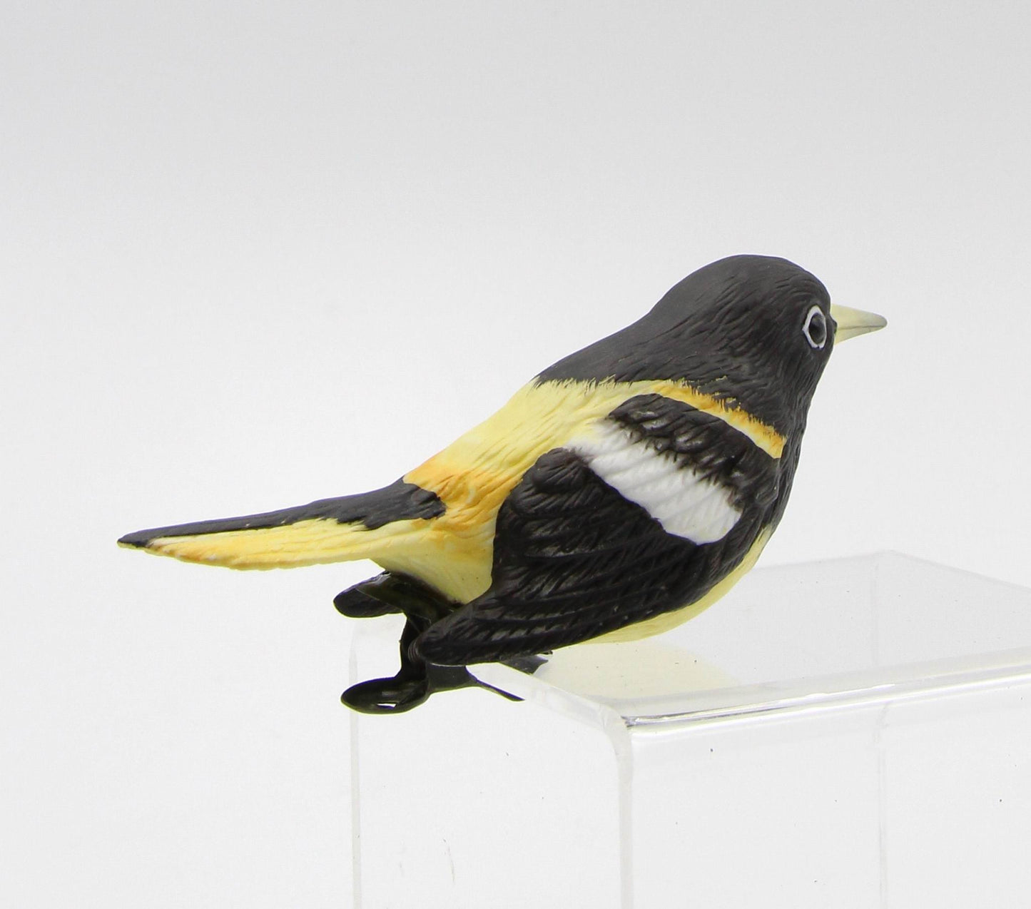 Birdhouse Decor Ceramic Northern Oriole Bird (Clip Attached) Gift for Her Gift for Mom Garden Décor Birdwatcher Gift