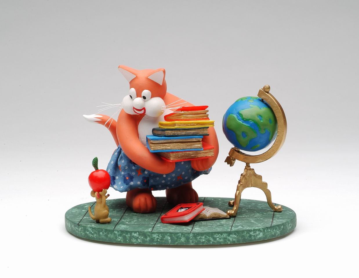 Busy Cat Teacher Figurine Teacher Desk Decor Teacher Appreciation Gift Gift for Librarian Gift for Teacher Home Decor
