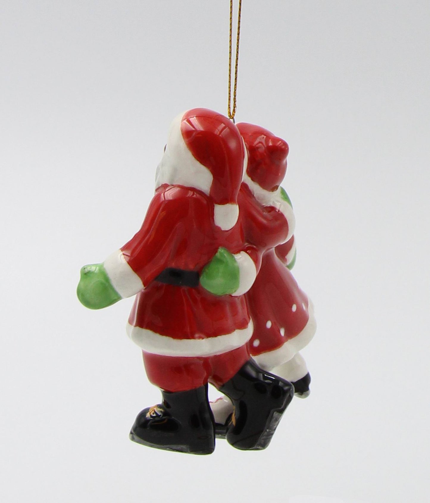 Ceramic African American Santa And Mrs. Claus Ice Skating Ornament Gift for Her Mom Him Dad Christmas tree Décor Wall