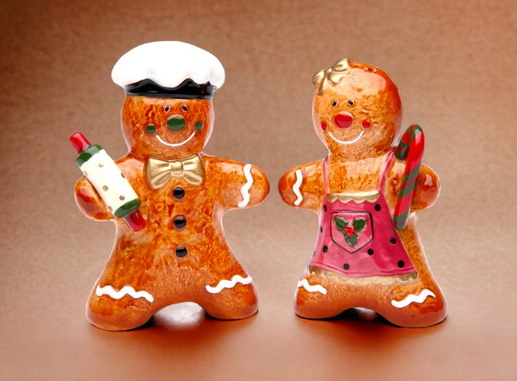 Ceramic Baking Gingerbread Salt & Pepper Shakers Home Décor Gift for Her Gift for Mom Kitchen Décor Bakery Décor Café