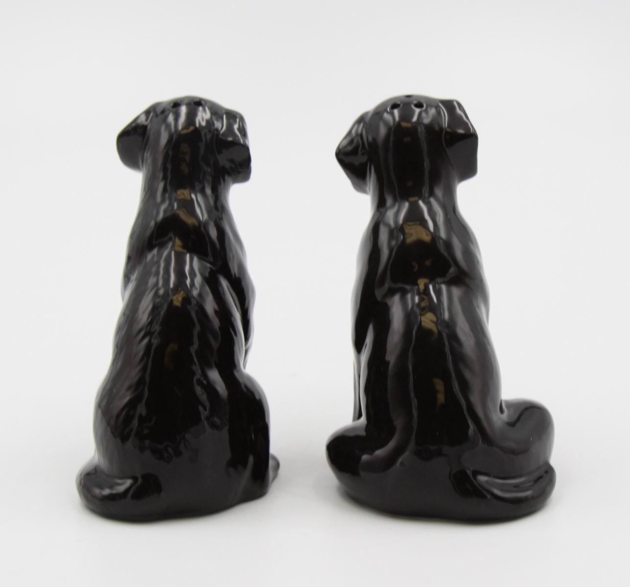 Ceramic Black Labrador Salt And Pepper Shakers Home Décor Gift for Her Gift for Mom Kitchen Décor Gift for Dog Lover