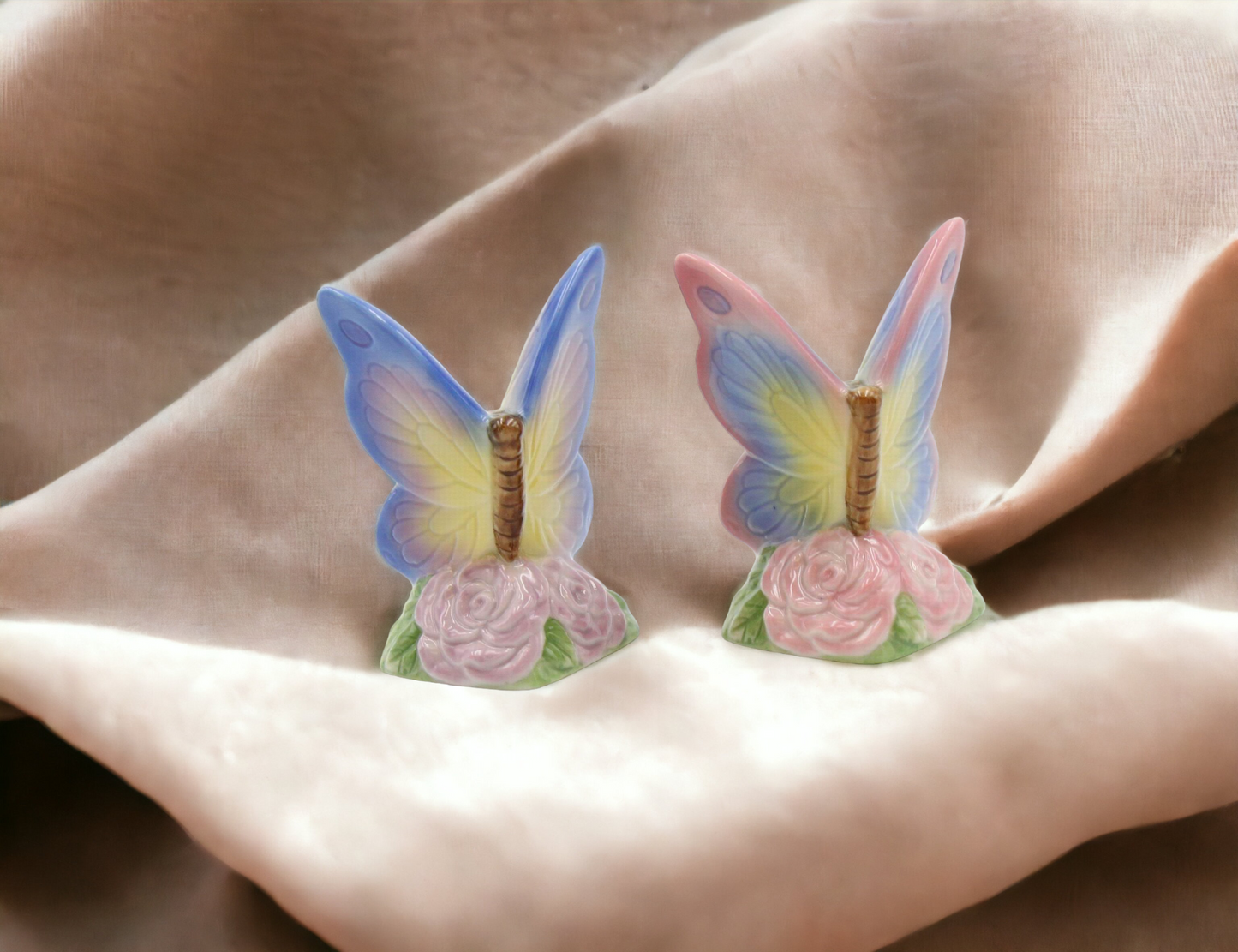 Ceramic Butterfly Salt and Pepper Shakers Home Décor Gift for Her Gift for Mom Kitchen Décor - Salt & Pepper Shakers