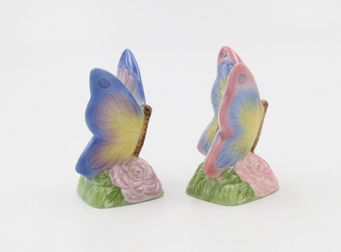 Ceramic Butterfly Salt and Pepper Shakers Home Décor Gift for Her Gift for Mom Kitchen Décor - Salt & Pepper Shakers