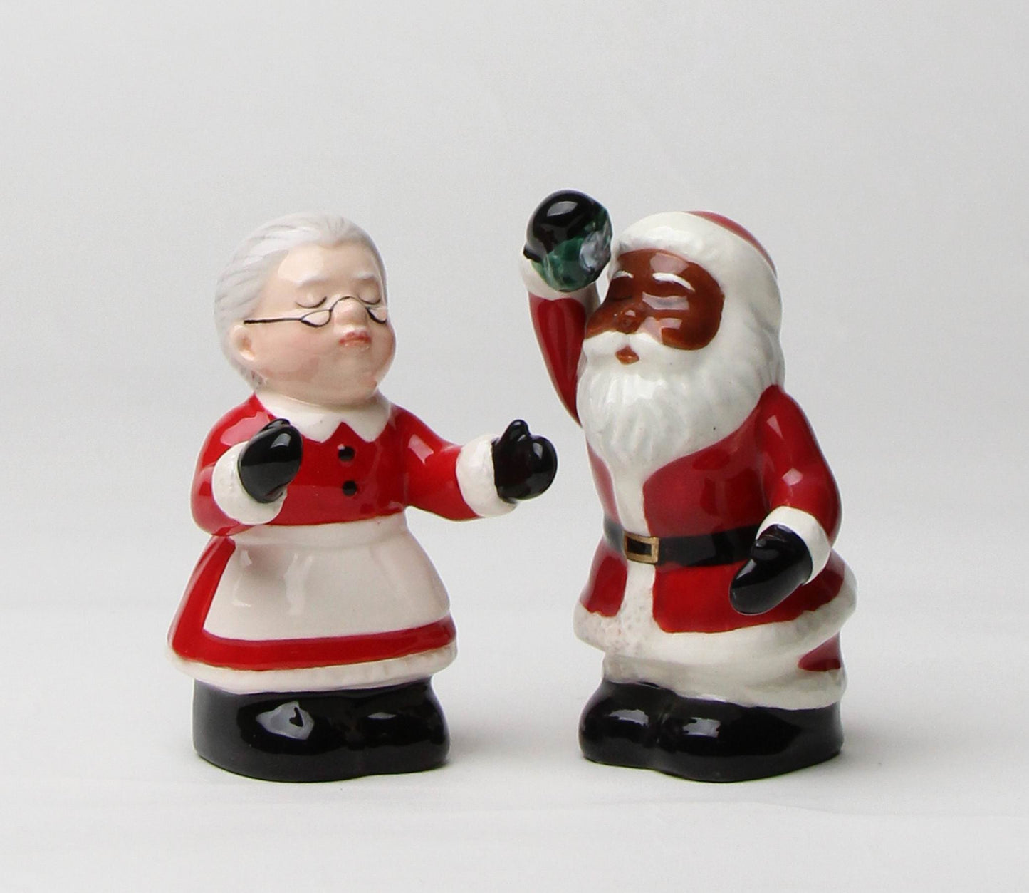 Ceramic Christmas Decor Interracial Santa and Mrs. Claus Salt and Pepper Shakers Home Décor Gift for Her Gift for Mom
