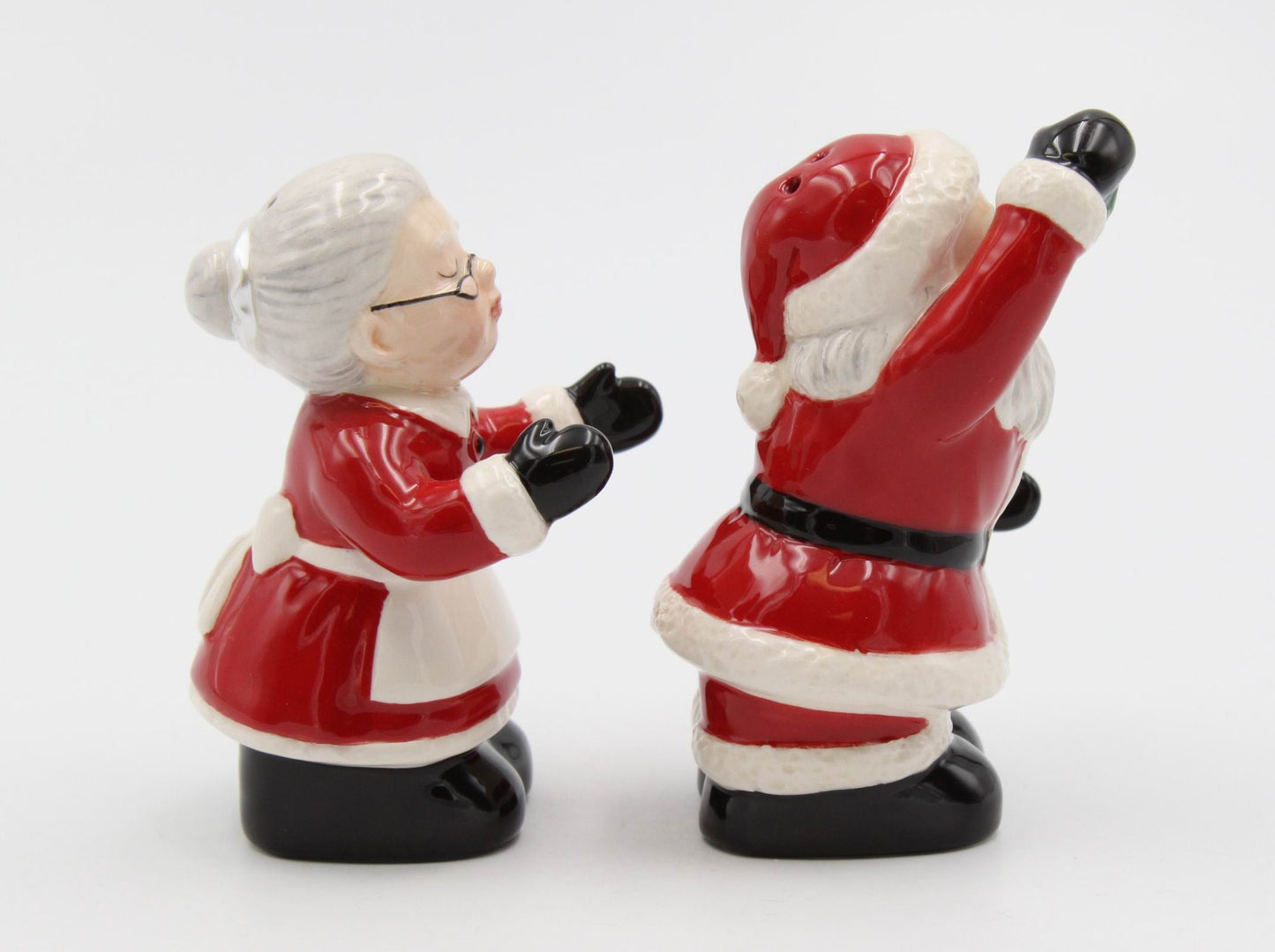 Ceramic Christmas Decor Kissing Santa and Mrs. Claus Salt And Pepper Shakers Home Décor Gift for Her Gift for Mom