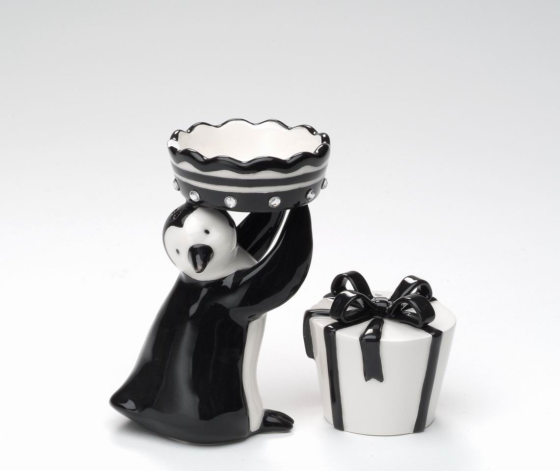 Ceramic Christmas Penguin with Present Salt & Pepper Shakers Home Décor Gift for Her Gift for Mom Kitchen Décor