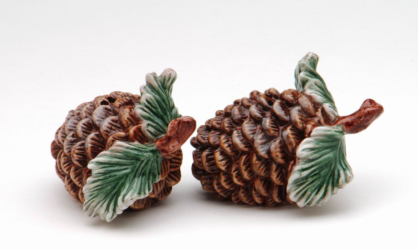 Ceramic Christmas Pine Cone Salt & Pepper Shakers Home Décor Gift for Her Gift for Mom Kitchen Décor Christmas Décor