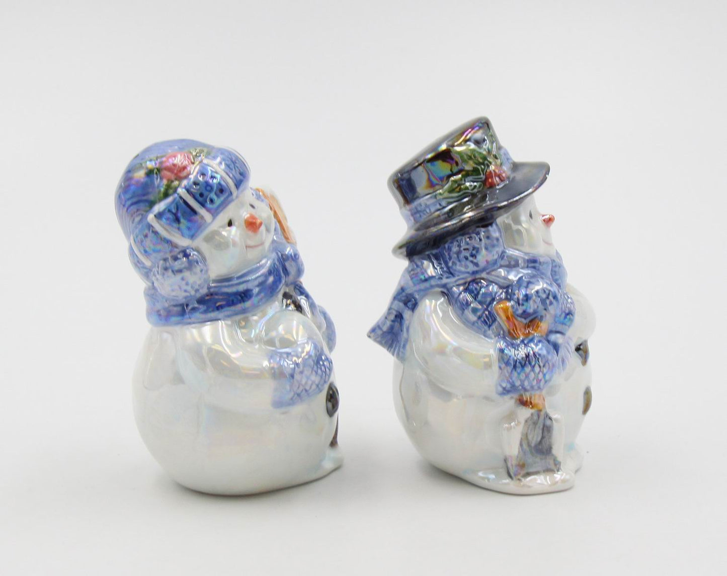 Ceramic Christmas Snowman Salt and Pepper Shakers Home Décor Gift for Her Gift for Mom Kitchen Décor Christmas Décor