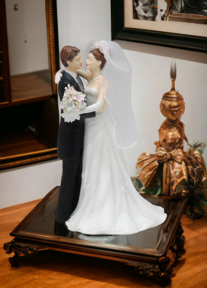 Ceramic Classic Bride & Groom Figurine Wedding Décor Wedding Gift Wedding Favor Anniversary Décor Anniversary Gift Home