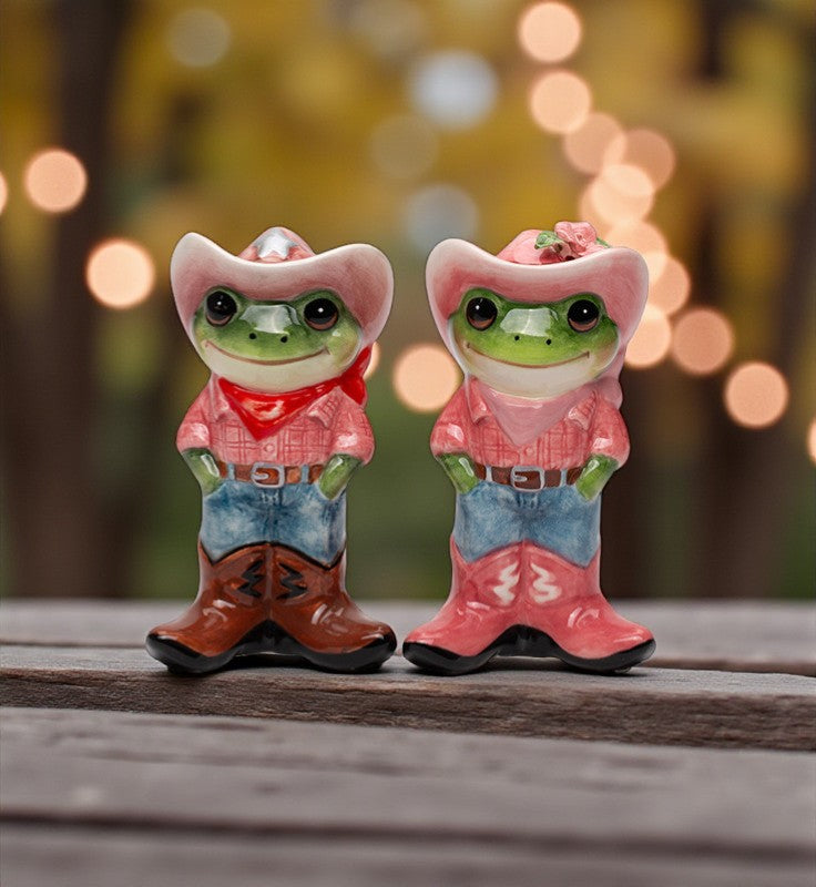 Ceramic Cowboy and Cowgirl Frog Salt and Pepper Shakers Frog Lover Gift Farmhouse Kitchen Decor Gift for Her - Salt &