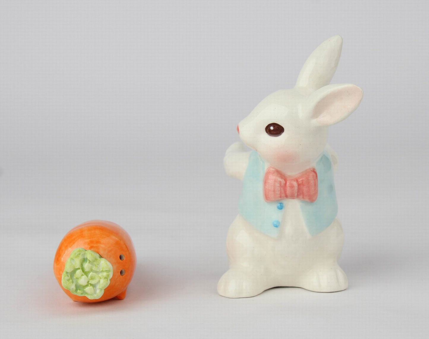 Ceramic Easter Bunny Rabbit Carrying Carrot Stick Salt and Pepper Shakers Gift for Her Gift for Mom Kitchen Décor