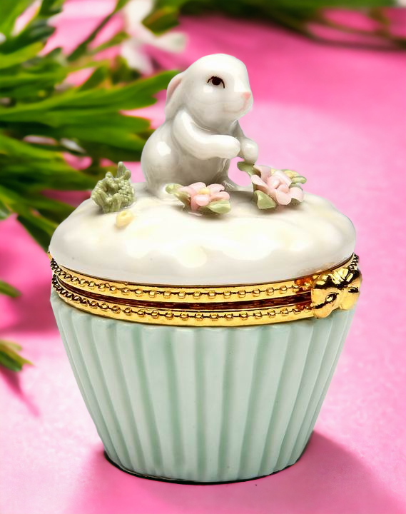 Ceramic Easter Bunny Rabbit Hinge Box Home Décor Gift for Her Gift for Mom Bathroom Décor Spring Decor Easter Decor
