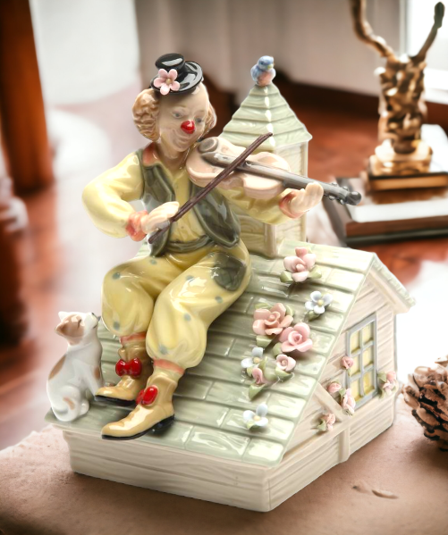 Ceramic Fiddler on the Roof Clown Music Box Home Décor Gift for Her Gift for Mom Kitchen Décor - Music box