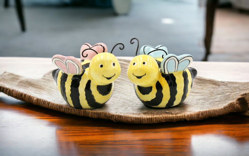 Ceramic Honey Bee Salt And Pepper Shakers Home Décor Gift for Her Gift for Mom Kitchen Décor Farmhouse Decor - Salt &