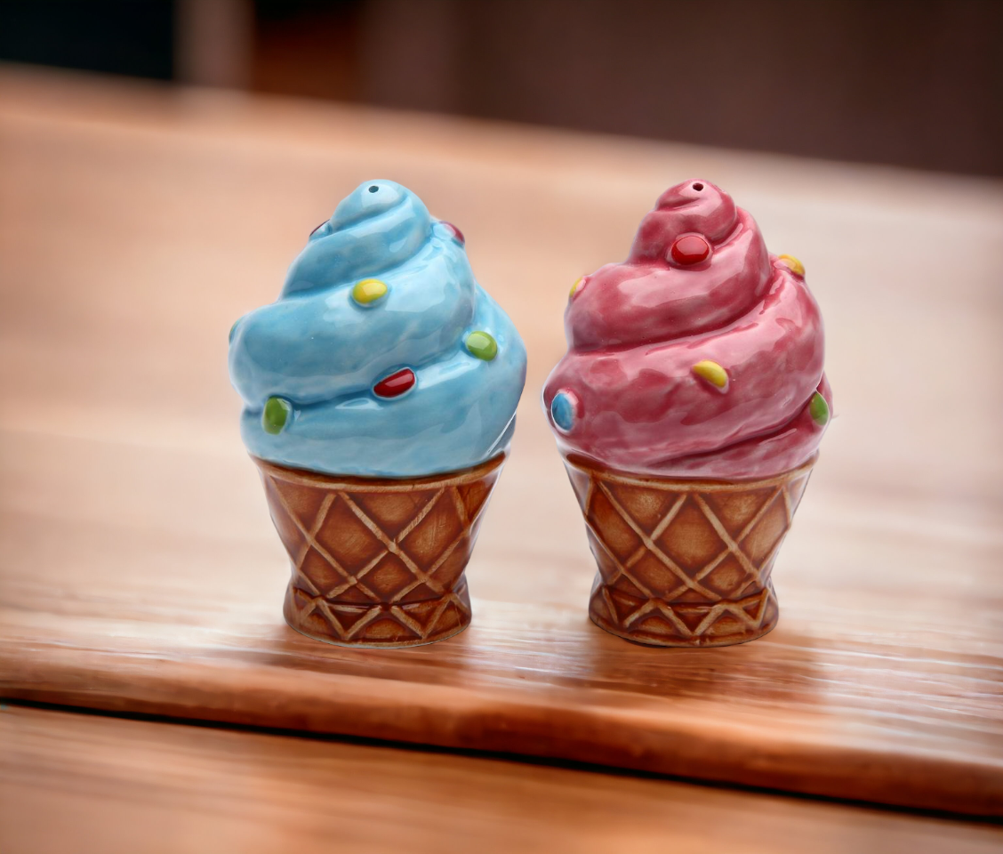 Ceramic Ice Cream Salt & Pepper Shakers Home Décor Gift for Her Gift for Mom Kitchen Décor - Salt & Pepper Shakers