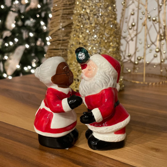 Ceramic Interracial Santa Claus and Mrs. Claus Salt and Pepper Shakers Gift for Her Gift for Mom Kitchen Décor