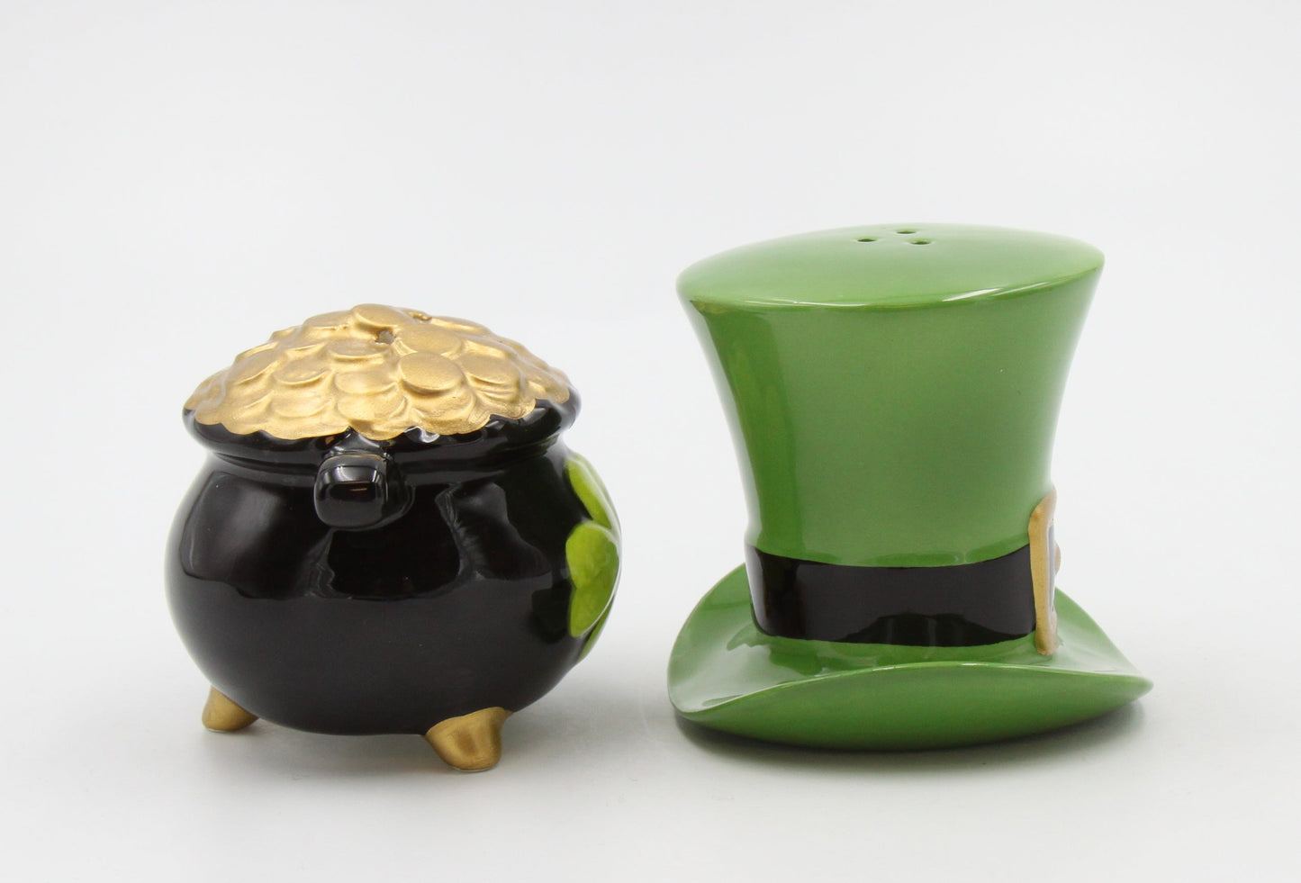 Ceramic Irish Top Hat and Pot of Gold Salt and Pepper Shakers Gift for Her Gift for Mom Kitchen Décor Irish Saint