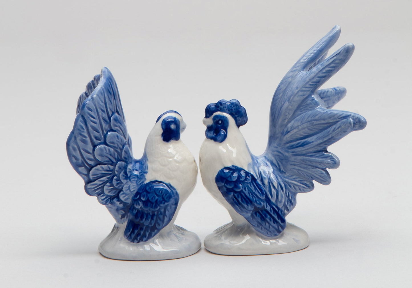 Ceramic Mini Blue Rooster Salt And Pepper Shakers Gift for Her Gift for Mom Farmhouse Kitchen Décor Fall Décor