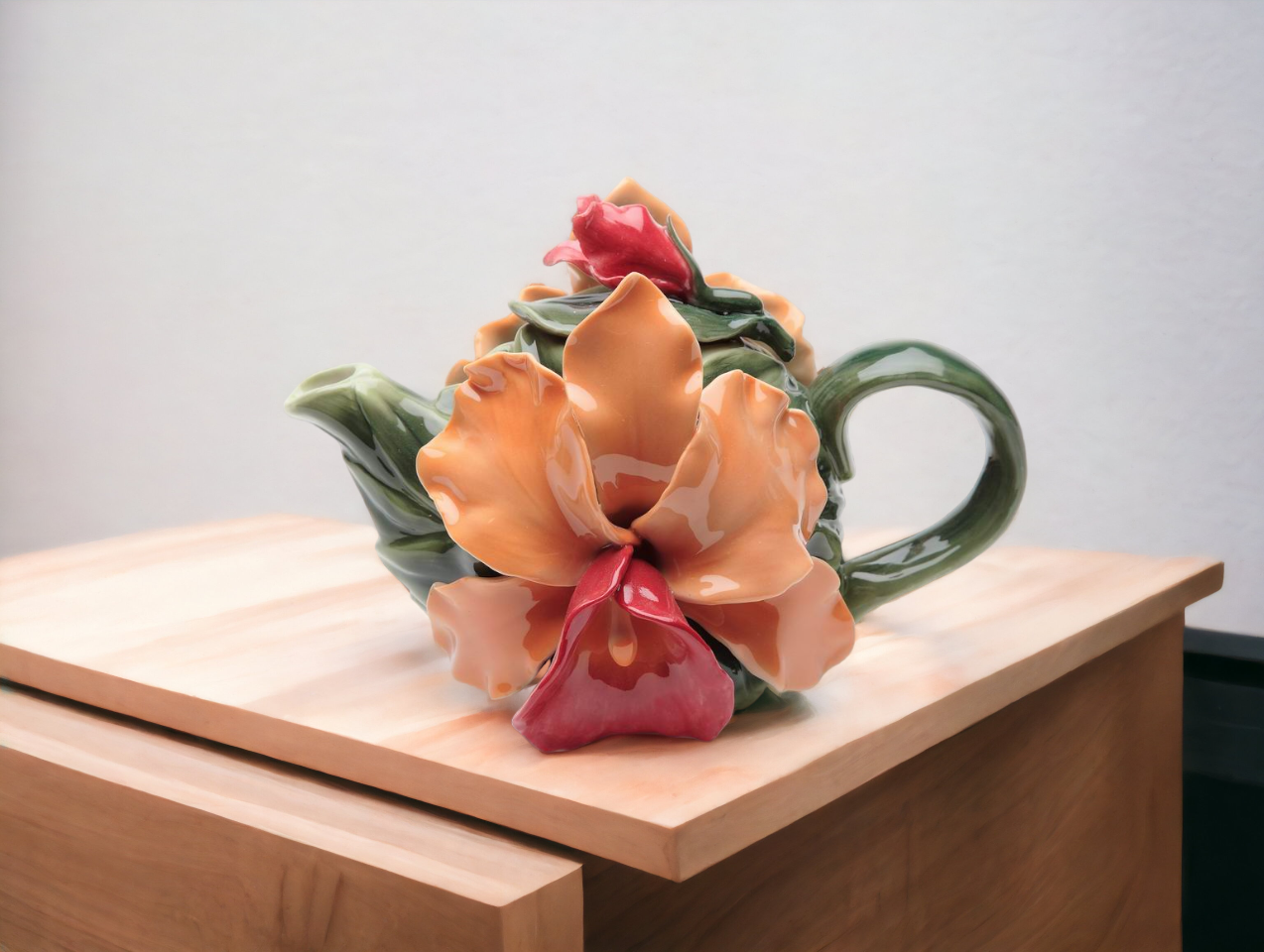 Ceramic Orange Orchid Flower Teapot Gift for Her Gift for Mom Tea Party Décor Café Décor Farmhouse Kitchen Décor