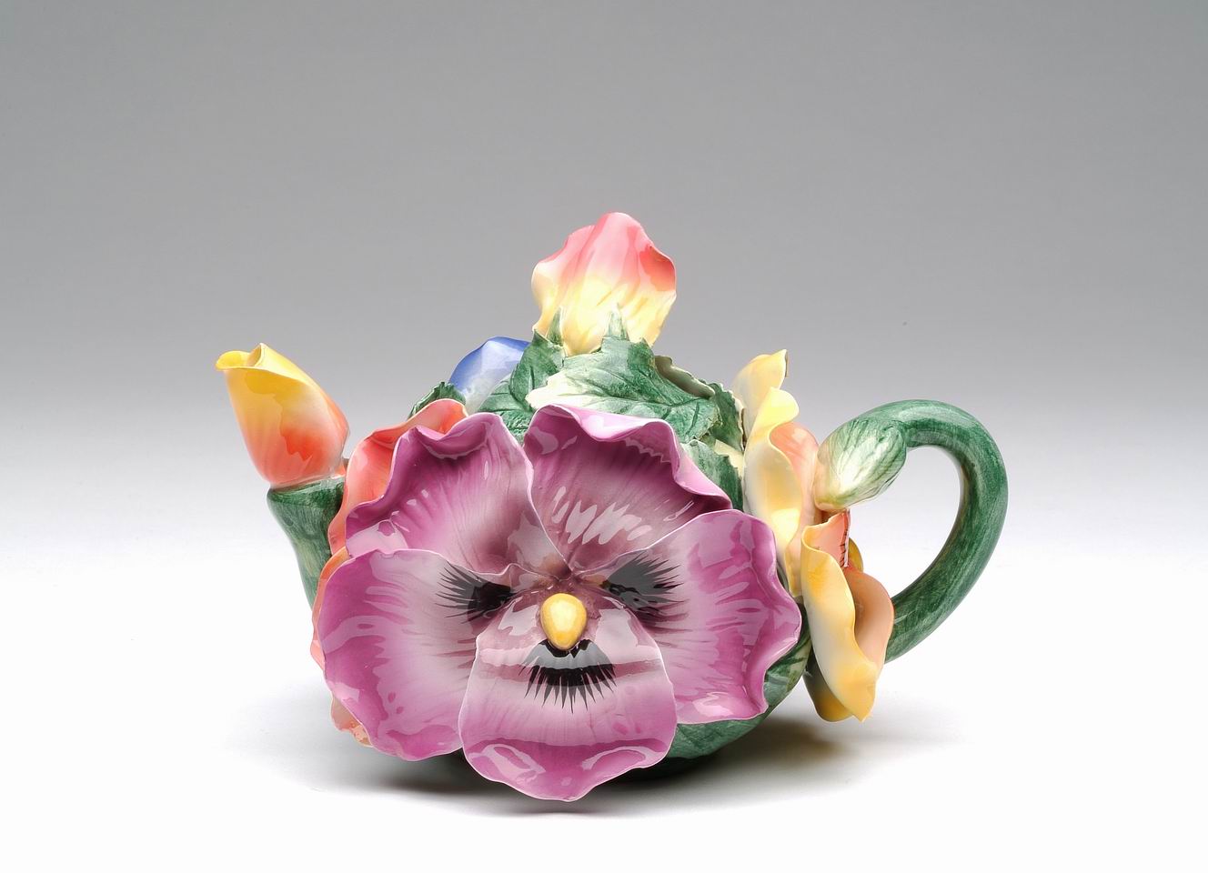 Pansy Teapot - kevinsgiftshoppe