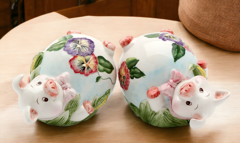 Ceramic Pansy Pig Figurine Two Piece Set Home Décor Gift for Her Mom Kitchen Décor Farmhouse Décor Vintage Decor