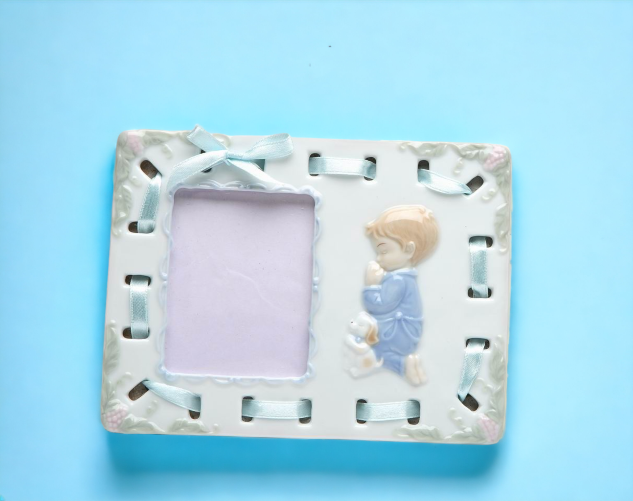 Ceramic Praying Boy Picture Frame Religious Décor Religious Gift Church Décor Church Gift Baptism Gift - Photo Frame