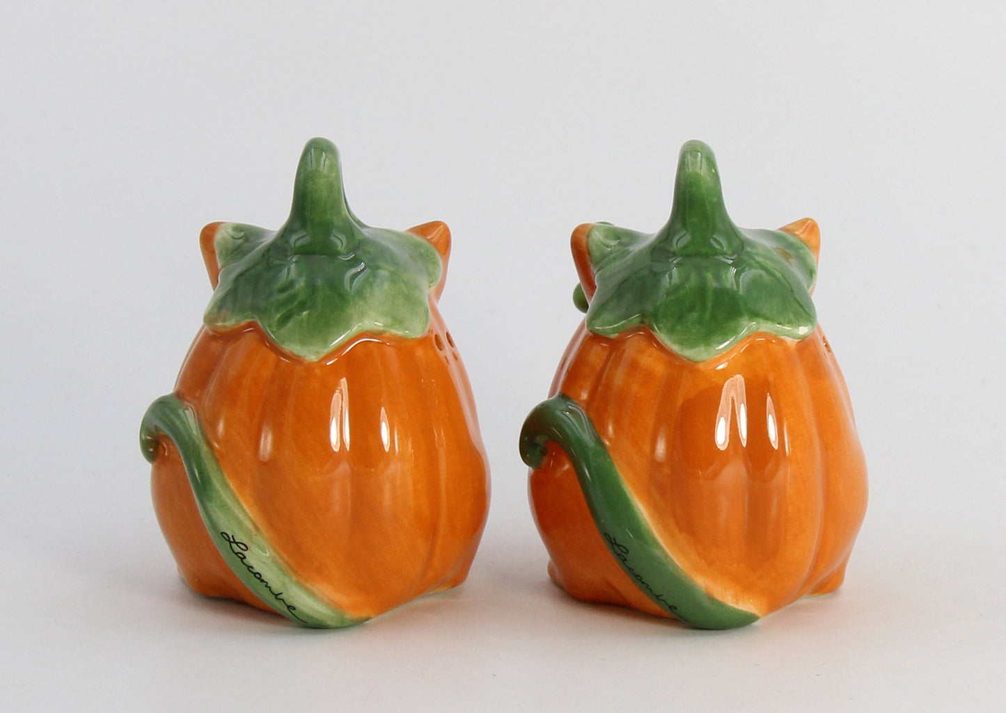 Ceramic Pumpkin Cats with Beaded Whiskers Salt and Pepper Gift for Her Gift for Mom Kitchen Décor Fall Décor Halloween