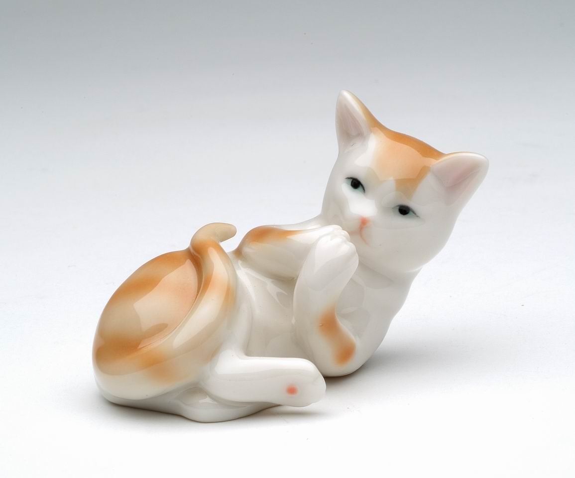 Ceramic Rolling Cat Figurine Home Décor Gift for Her Gift for Mom Gift for Daughter Cat Lovers Gift Pet Loss Gift