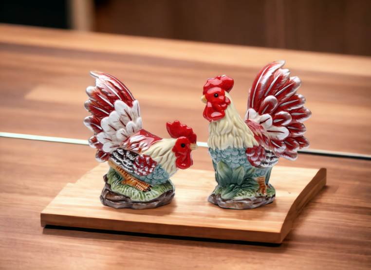 Ceramic Rooster Salt & Pepper Shakers Home Décor Gift for Her Gift for Mom Kitchen Décor Dining Table Décor Farmhouse