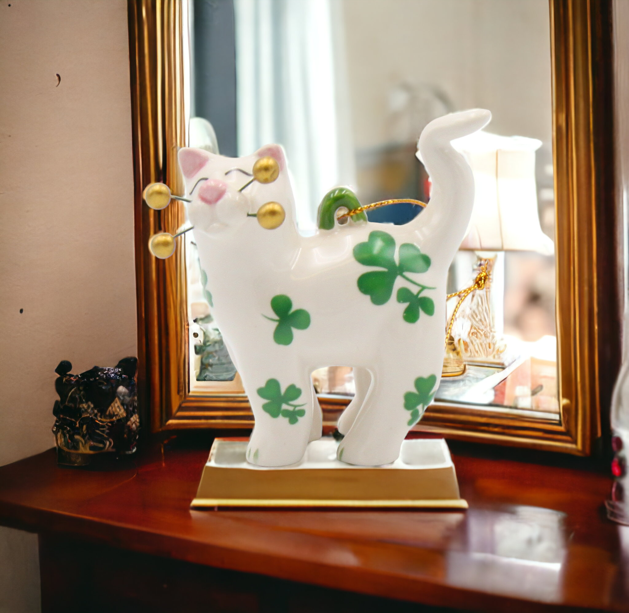 Ceramic Shamrock Cat Ornament Home Décor Gift for Her Gift for Mom Kitchen Décor Irish Saint Patrick’s Day Décor