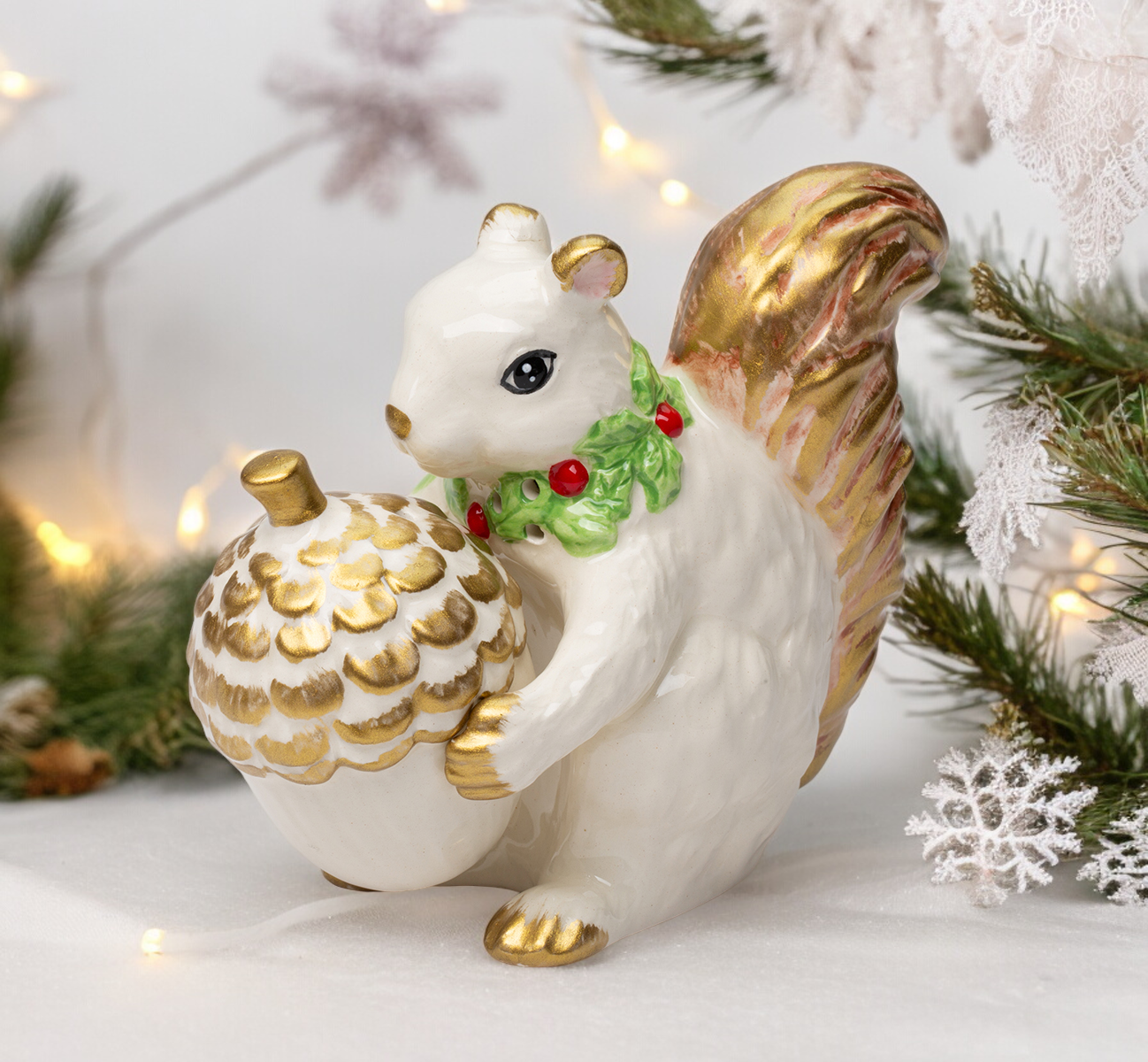 Ceramic Squirrel With Acorn Ceramic Salt And Pepper Shakers Christmas Decor Thanksgiving Decor Gift for Mom - Salt &