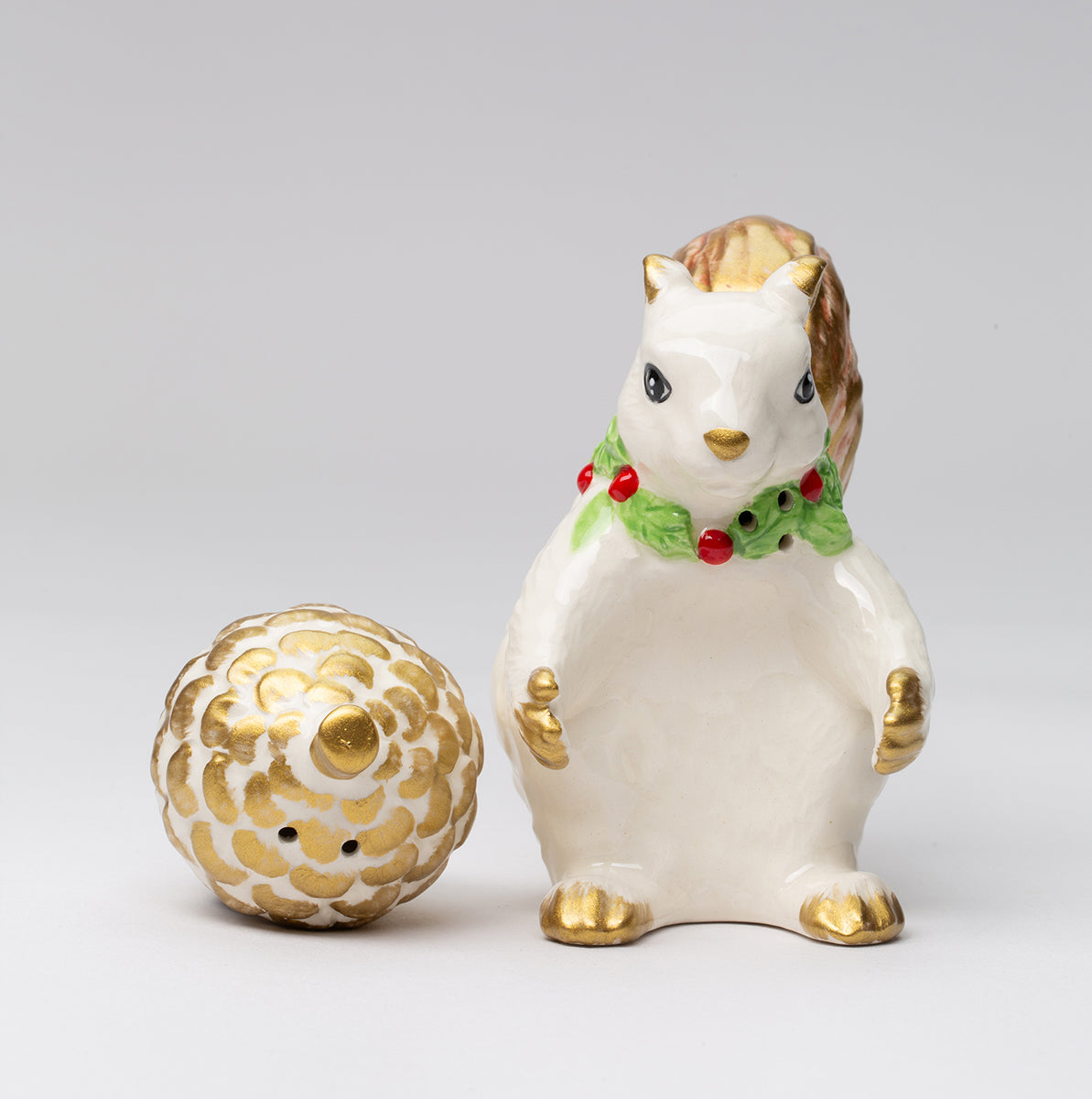 Ceramic Squirrel With Acorn Ceramic Salt And Pepper Shakers Christmas Decor Thanksgiving Decor Gift for Mom - Salt &