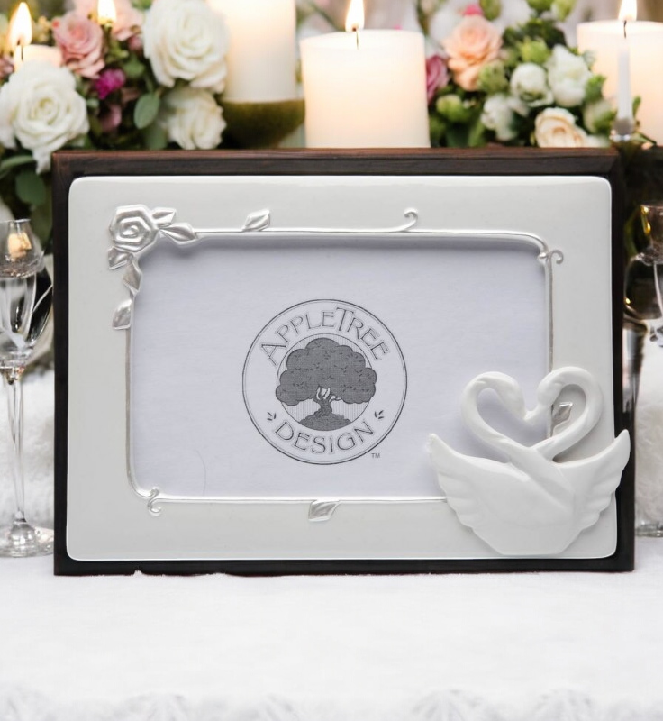Ceramic Swan Couple Wedding Photo Frame (4’’ x 6’’) Wedding Decor Wedding Gift - Photo Frame