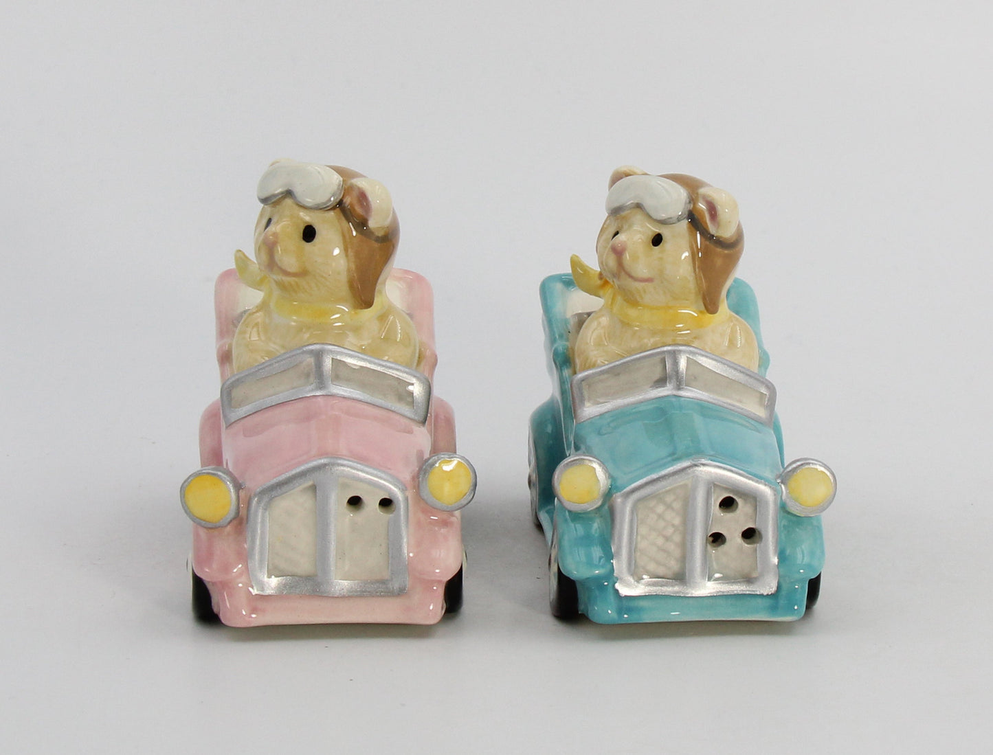 Ceramic Teddy Bear Couple Driving Car Salt and Pepper Shakers Home Décor Gift for Her Gift for Mom Kitchen Décor - Salt
