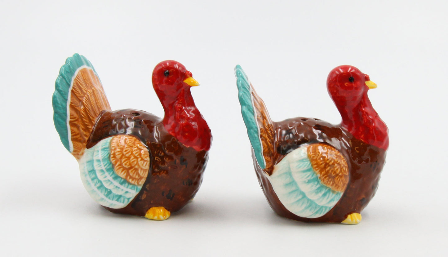 Ceramic Thanksgiving Turkey Salt And Pepper Shakers Home Décor Gift for Her Gift for Mom Kitchen Décor Fall Décor