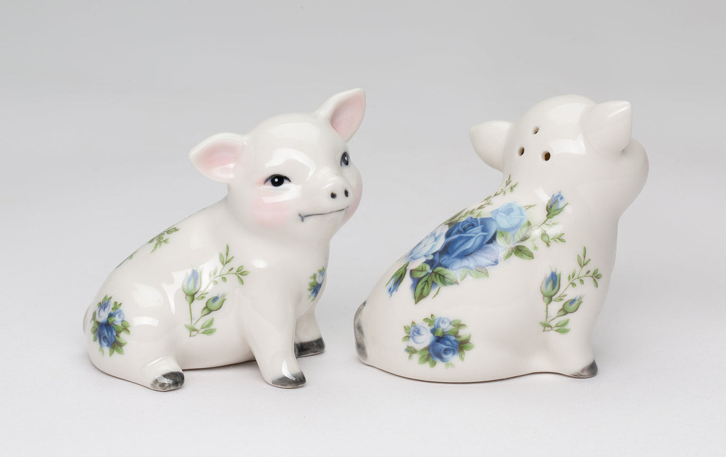 Ceramic Victorian Pig With Blue Rose Pattern Salt And Pepper Shakers Farm Country House Decor Gift for Mom - Salt &