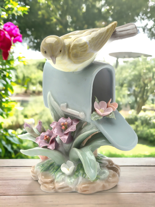 Ceramic Warbler Bird On Mailbox Home Décor Gift for Her Gift for Mom Kitchen Décor Birdwatcher Gift Vintage Decor