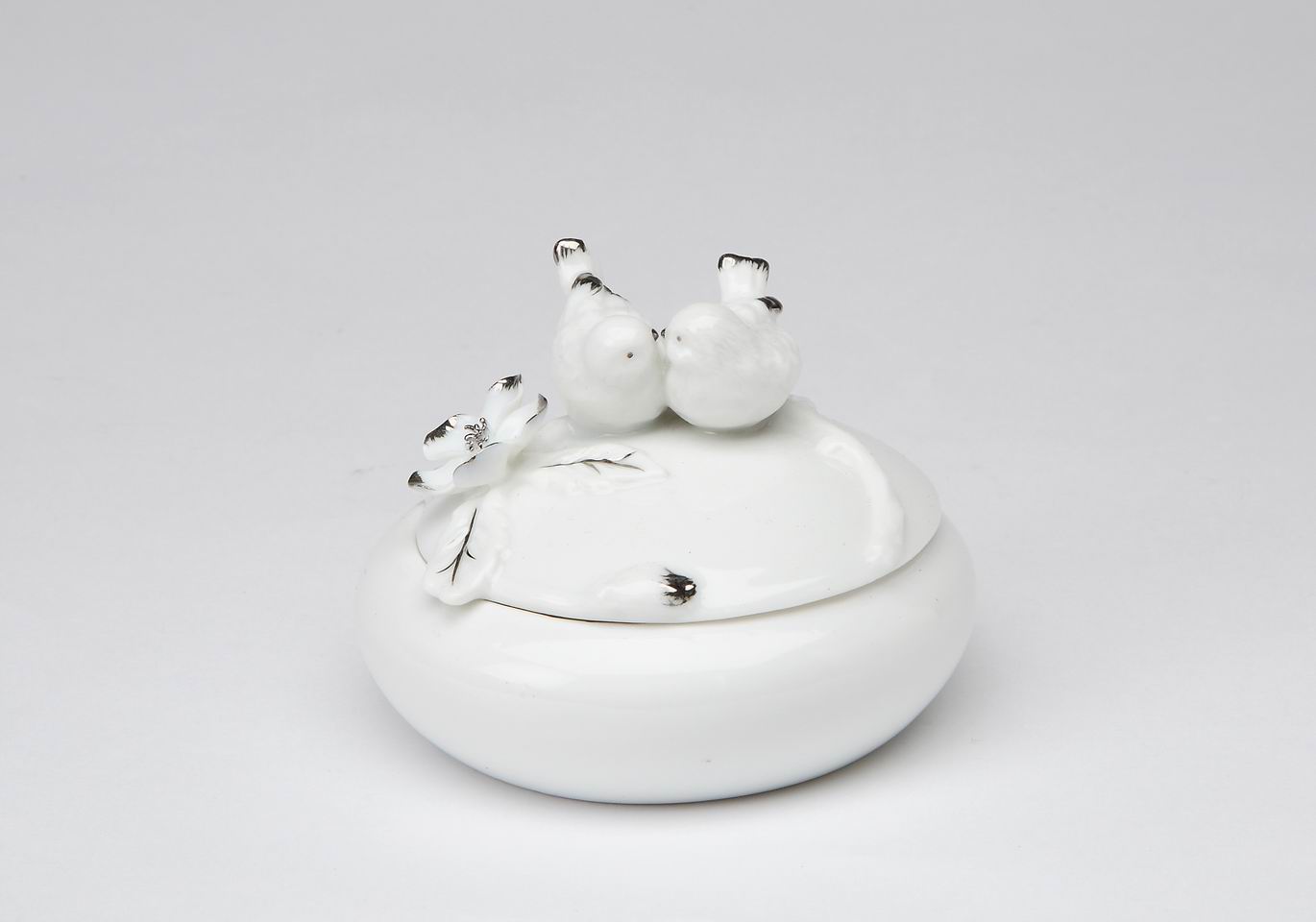 Ceramic White Birds Jewelry Box Home Décor Gift for Her Gift for Mom Bathroom Décor Vanity Décor Wedding Table Décor