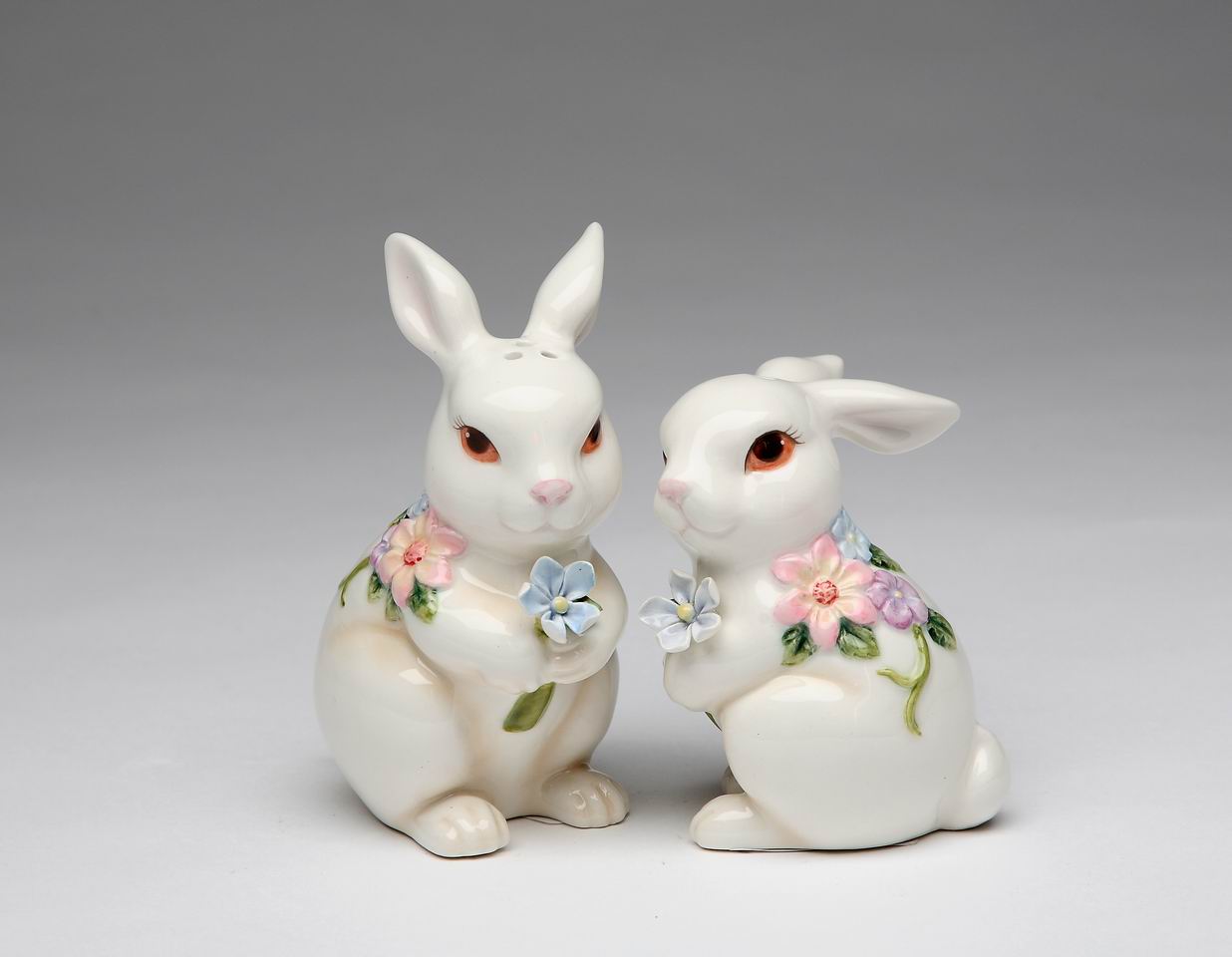 Ceramic Bunny Salt & Pepper - kevinsgiftshoppe