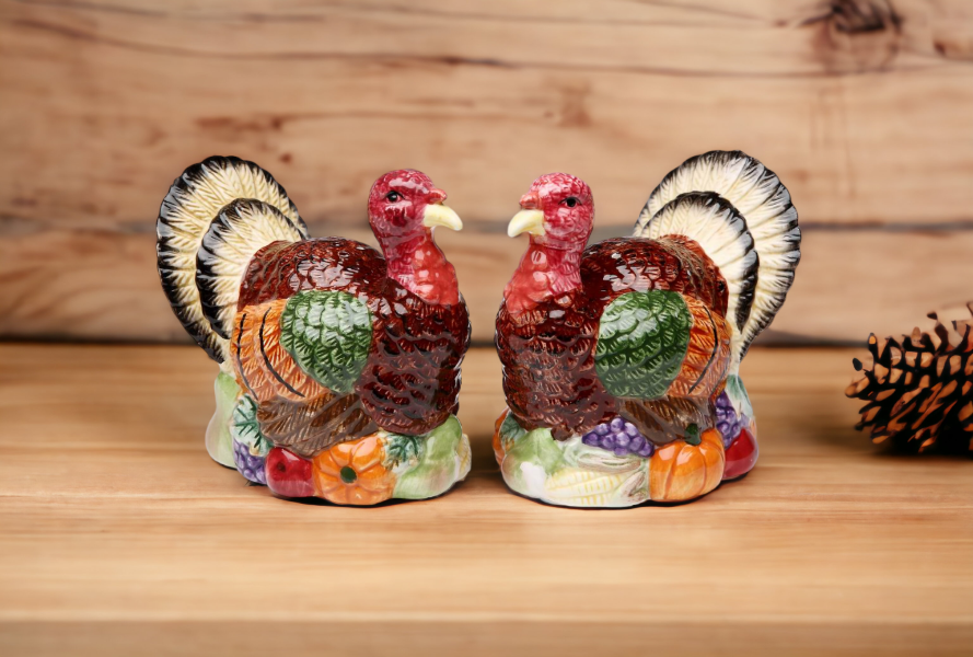 Gobble Gobble Ceramic Turkey Salt & Pepper Shakers Thanksgiving or Christmas Décor Gift for Her Gift for Mom Fall Décor