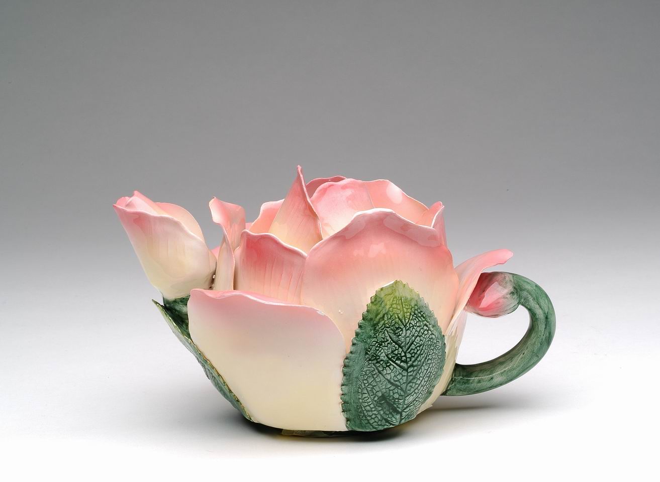 Rose Teapot - kevinsgiftshoppe