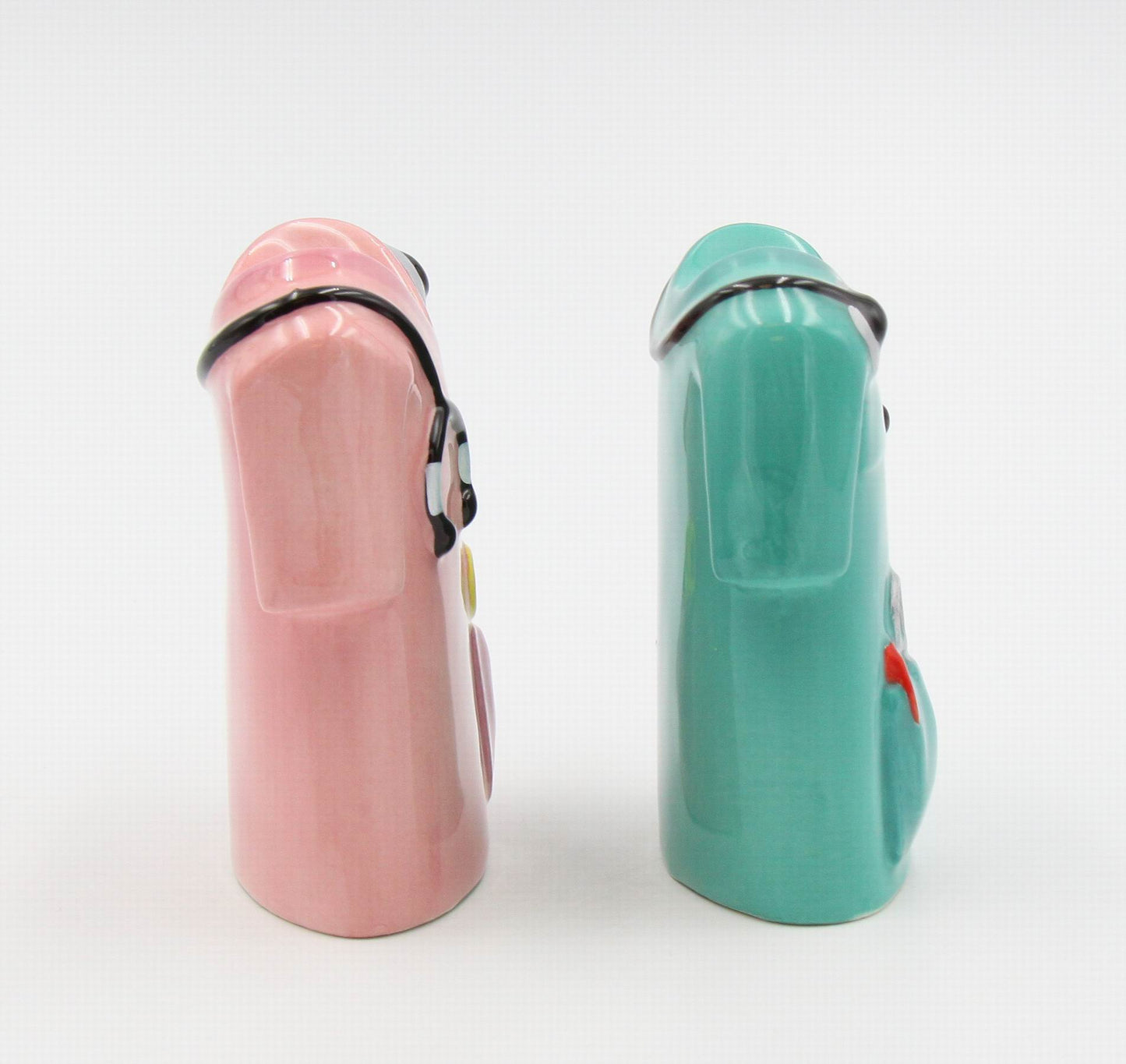 Healthcare Heroes Nurse Scrubs Salt And Pepper Shakers Home Décor Gift for Nurse Kitchen Décor Dining Table Décor