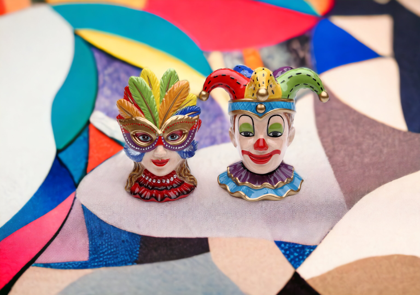 Mardi Gras Parade Ceramic Salt and Pepper Shakers Home Décor Gift for Her Gift for Mom Kitchen Décor - Salt & Pepper