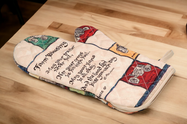 Pair of Farm Blessing Oven Mitts Home Décor Gift for Her Gift for Mom Kitchen Décor Farmhouse Décor - Oven Mitts & Pot