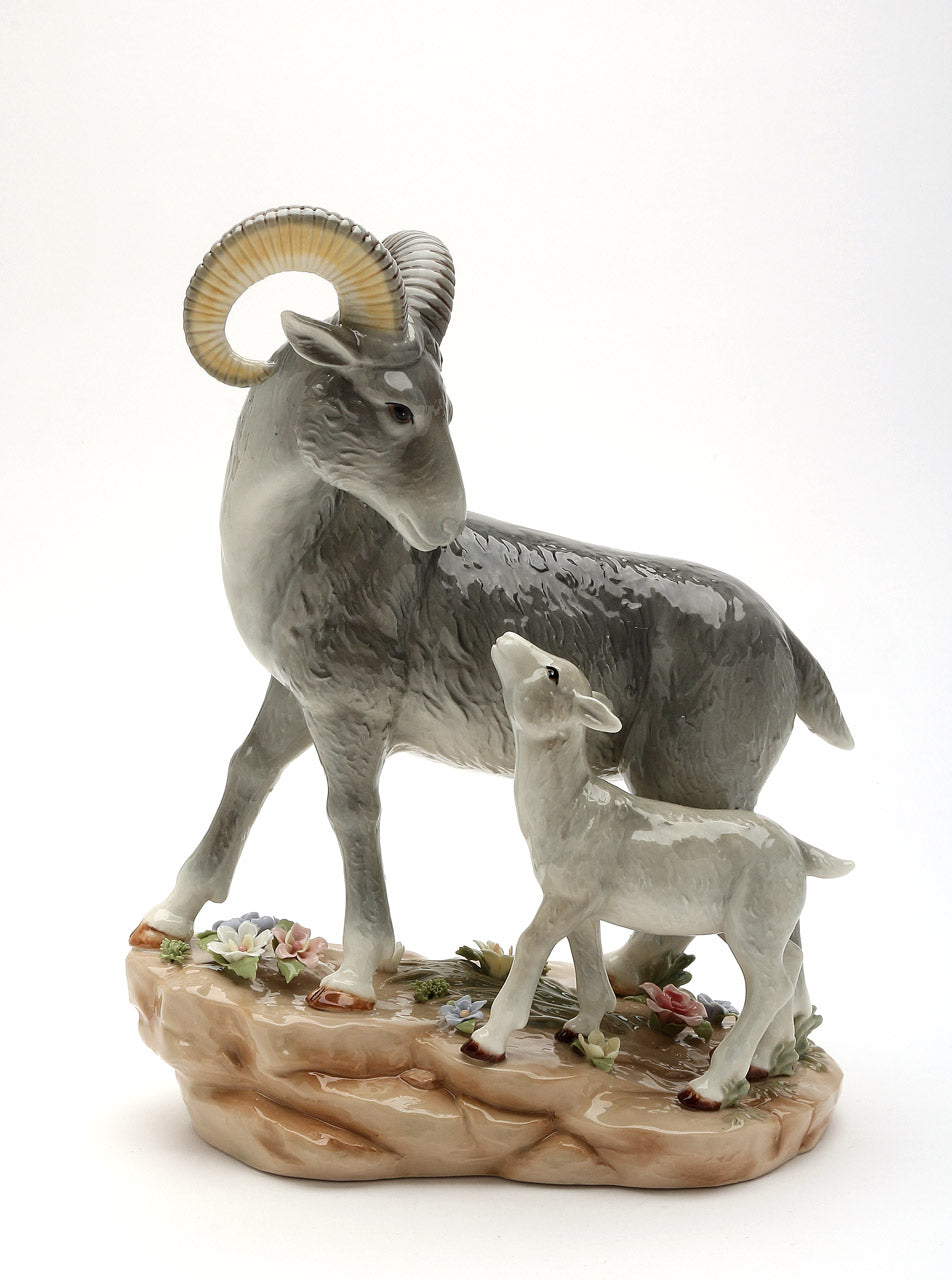 Ram Figurine - kevinsgiftshoppe