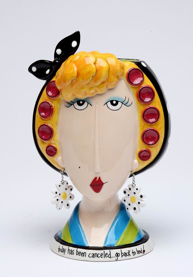 Shower Lady Makeup Holder - kevinsgiftshoppe