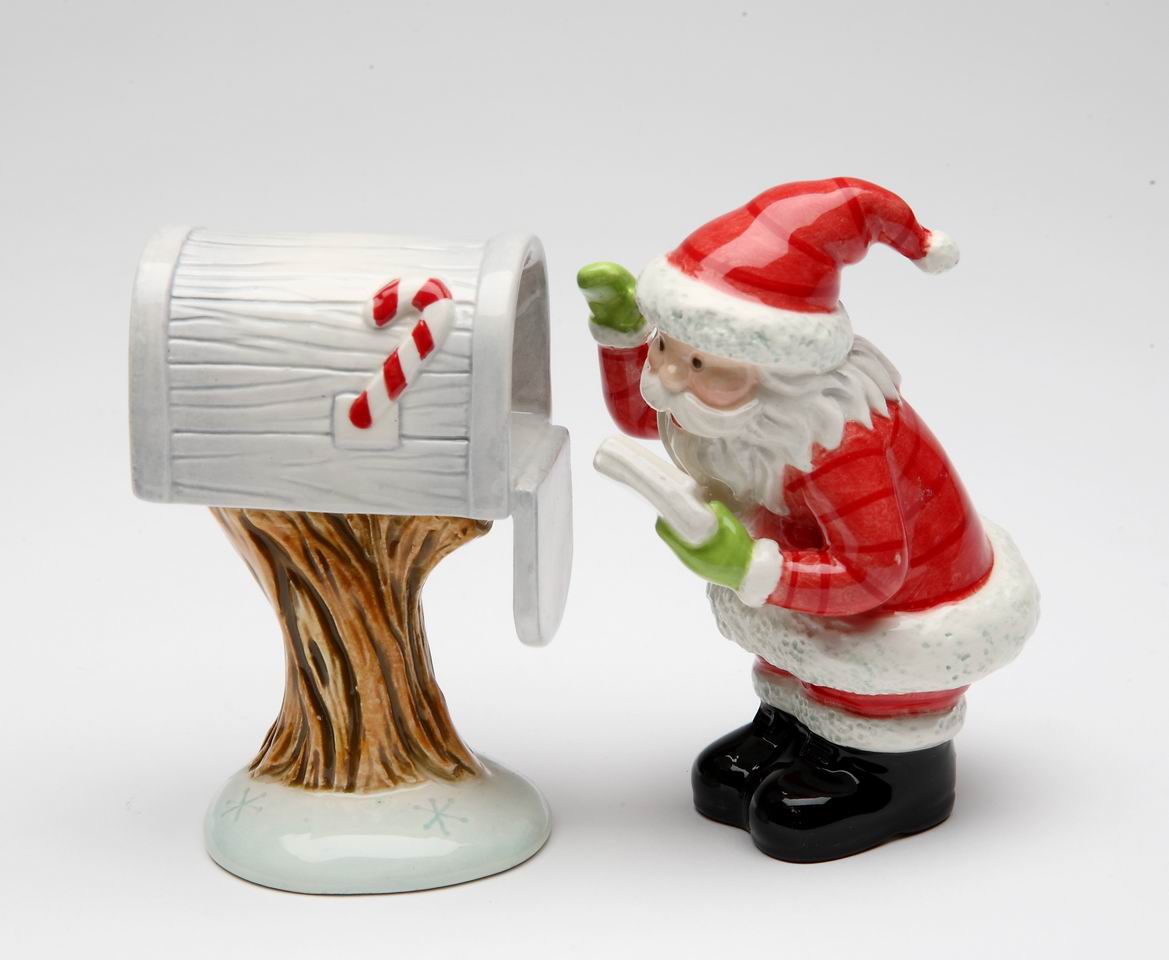 Ceramic Letters for Santa Salt and Pepper Shakers, Home Décor, Gift for Her, Gift for Mom, Kitchen Décor, Christmas Décor