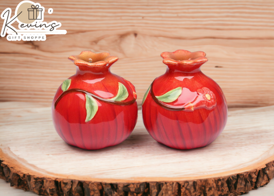Hand Painted Ceramic Pomegranate Salt & Pepper Shakers, Home Décor, Gift for Her, Gift for Mom, Kitchen Décor, Farmhouse Décor