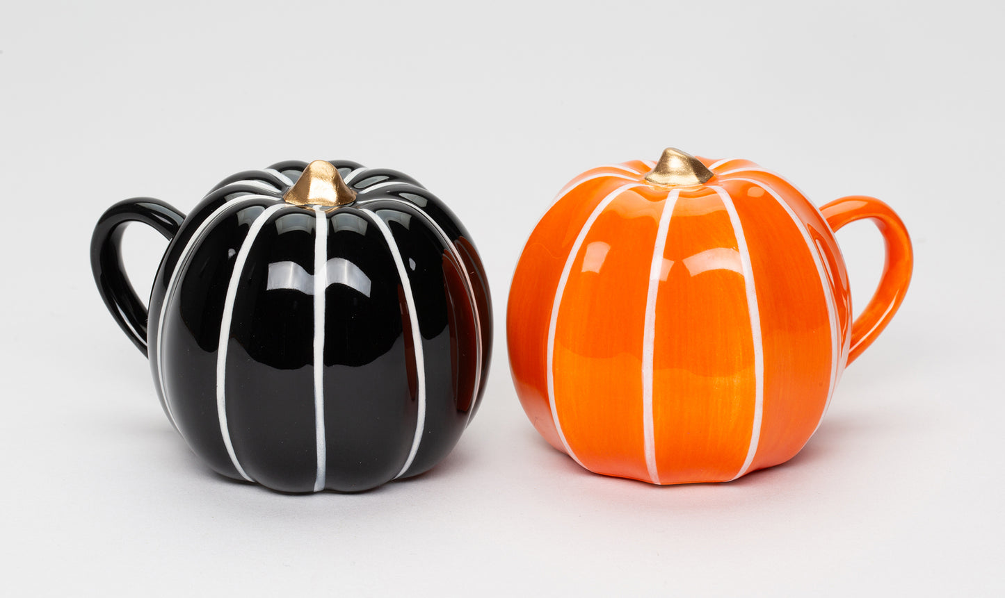 Ceramic Orange and Black Modern Pumpkin Salt And Pepper Shakers, Halloween Decor, Fall Decor, Kitchen Decor, Gift for Her, Gift for Mom